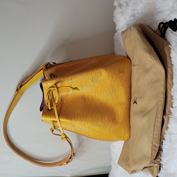 100% Original LOUIS VUITTON Petit Noe Epi Yellow Shoulder Bag - Picture 9 of 9